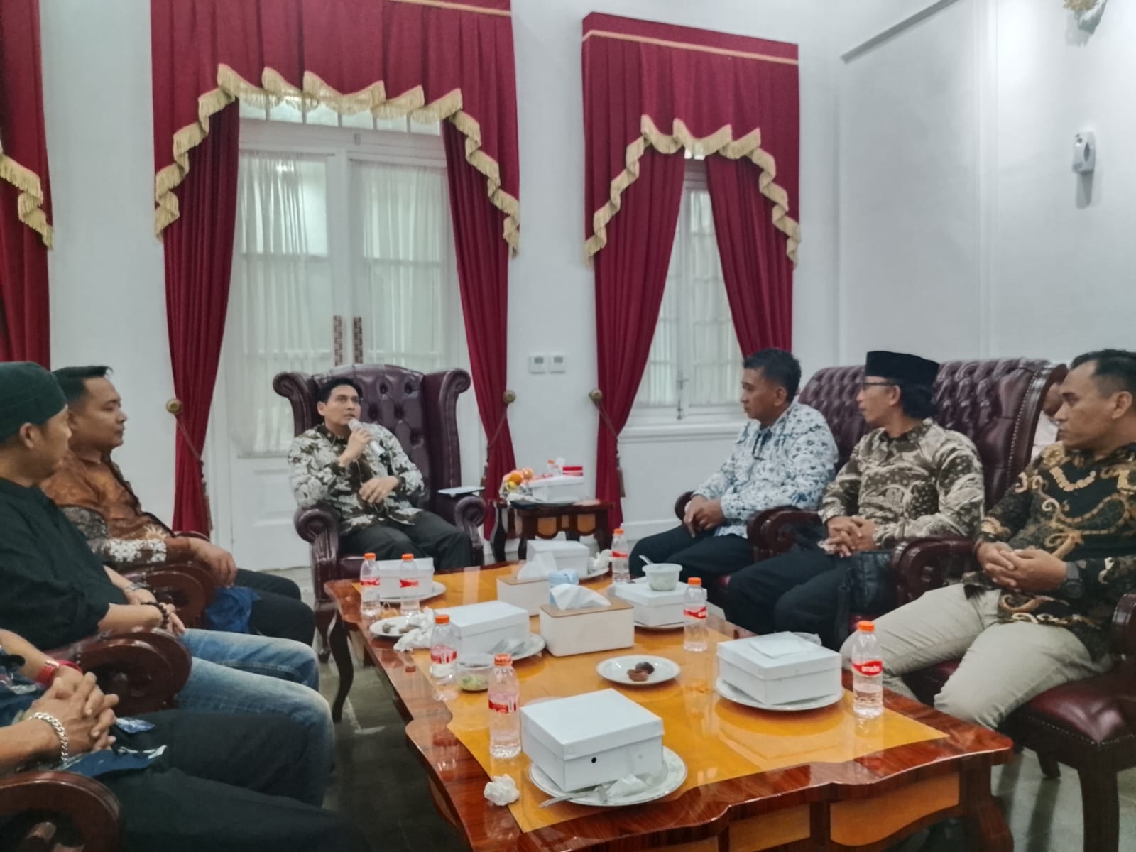 AMKI & Lucky Hakim Bangun Kolaborasi, Dorong Informasi Transparan di Indramayu