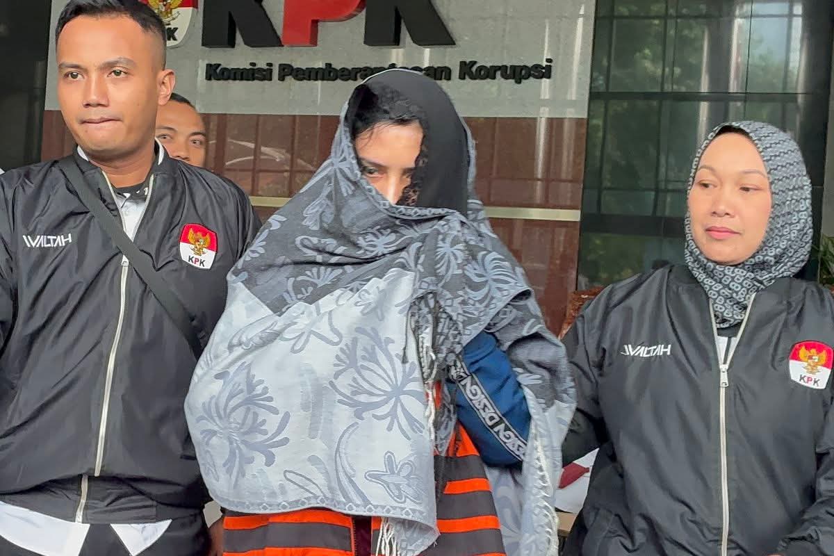 Sekda Ingatkan Bupati Fadia Arafiq Soal Konflik Kepentingan Tapi Tak Digubris