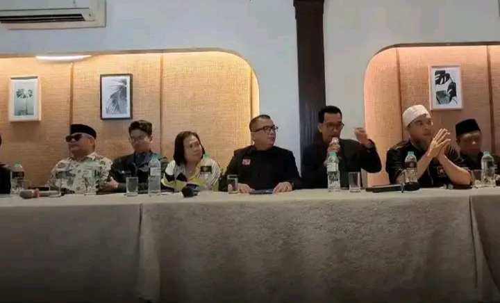 Pakar Hukum Tata Negara Denny Indrayana Soroti