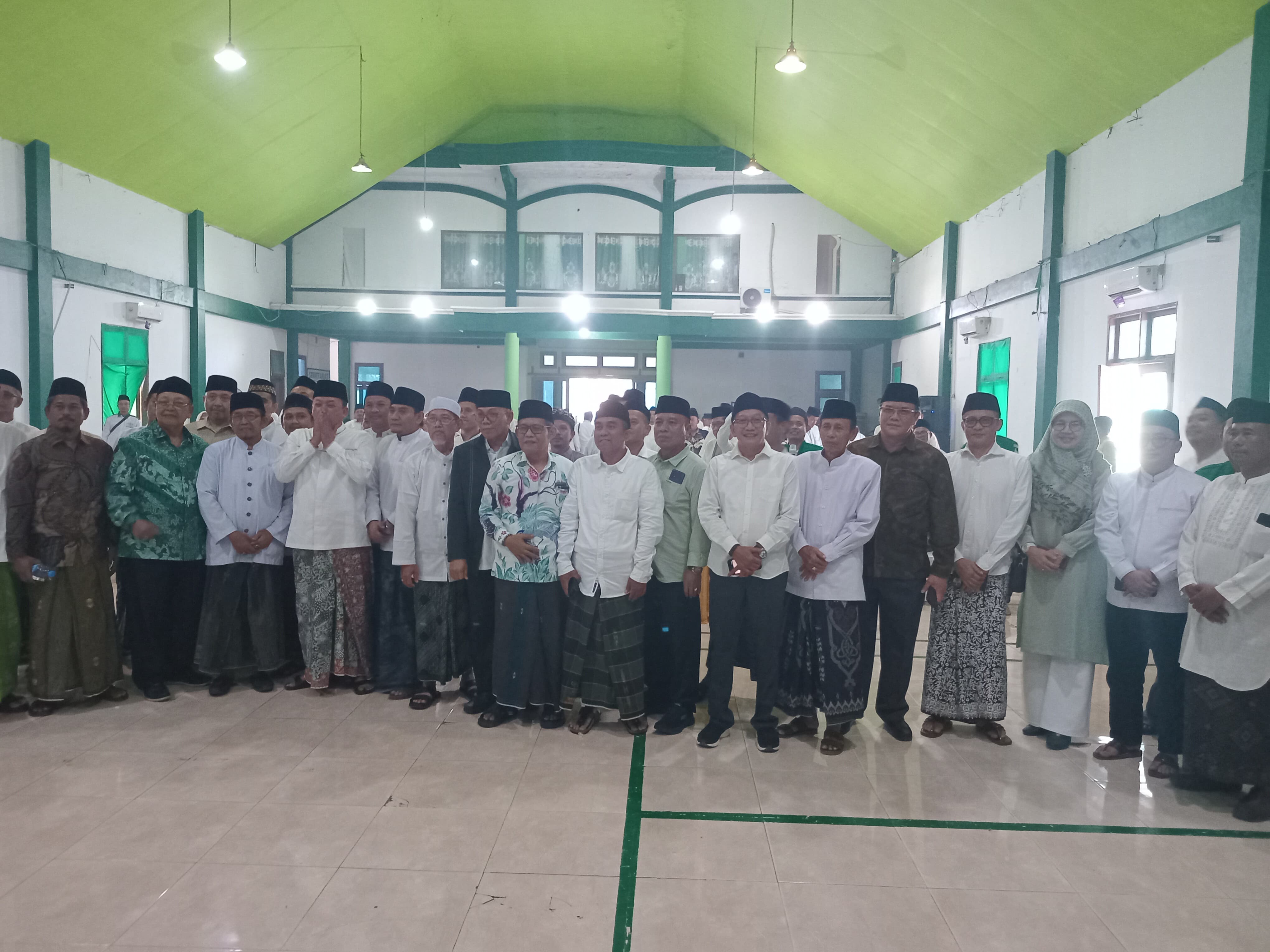 Halal Bihalal & Penyerahan Sertifikat Tanah Gedung PCNU Indramayu Oleh Menteri ATR/BPN