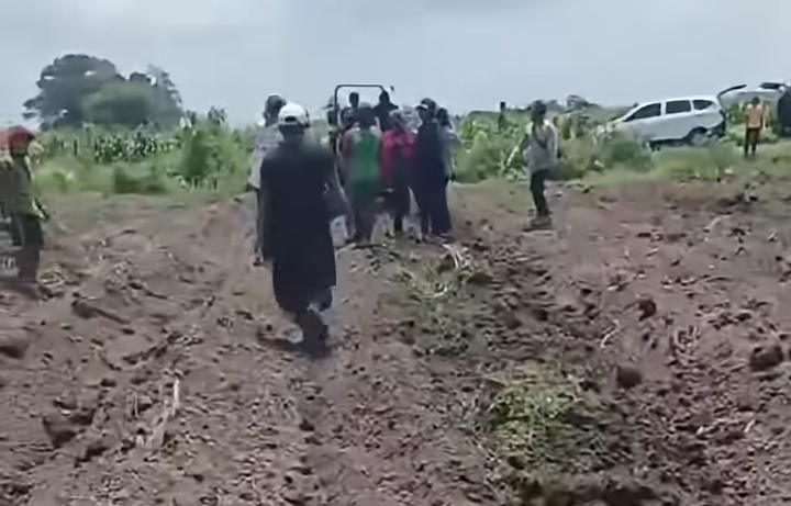 Upaya Penguasaan Lahan di Gumukmas Jember Dihadang Puluhan Petani