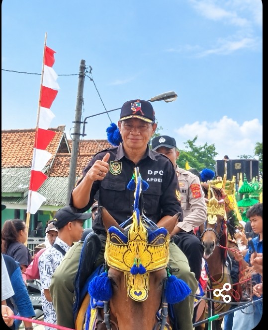 Sedekah Bumi Babakan Jaya, Kuwu Nasirin Meriahkan Arak -arakan
